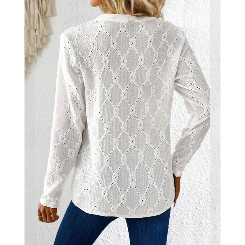 Mia - Buttoned Eyelet Top