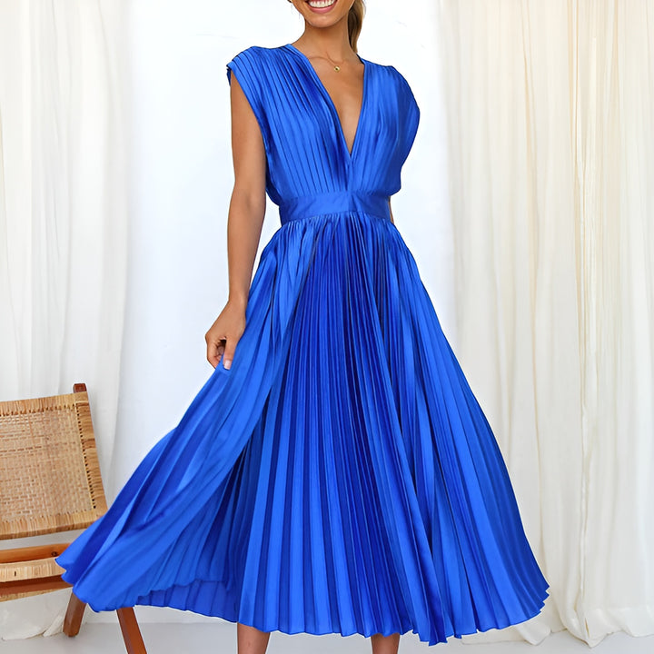 Myla - Maxi Dress with V-Neck