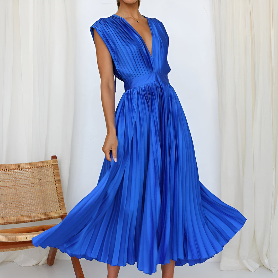 Myla - Maxi Dress with V-Neck